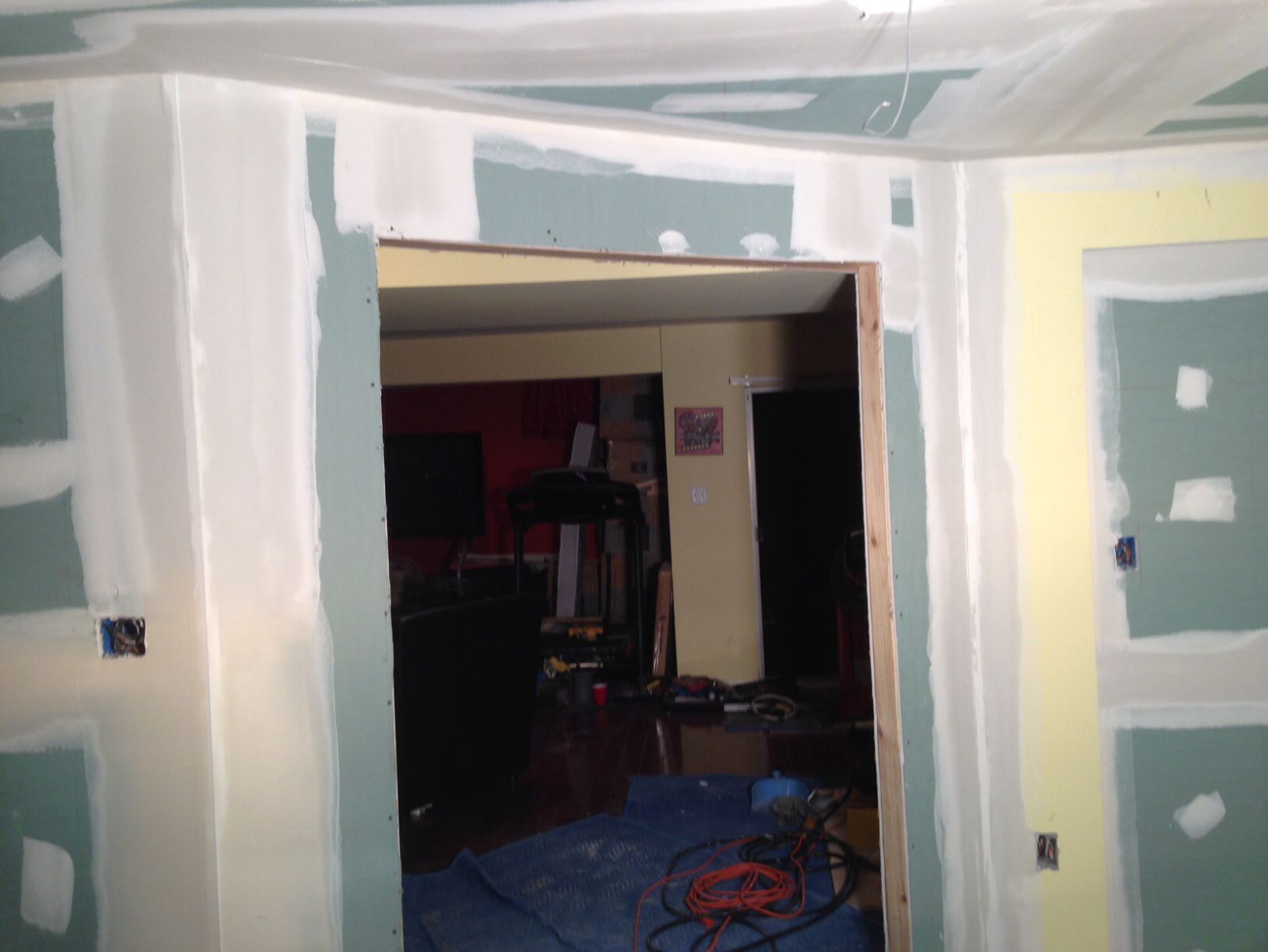 Z- Mud and tape of entryway