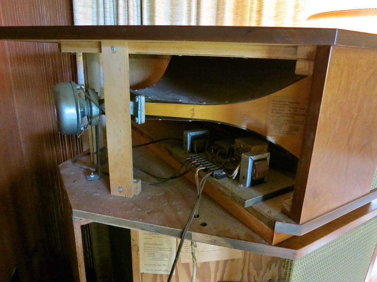 1955 K-357 Klipschorn Floor Standing Corner Speaker