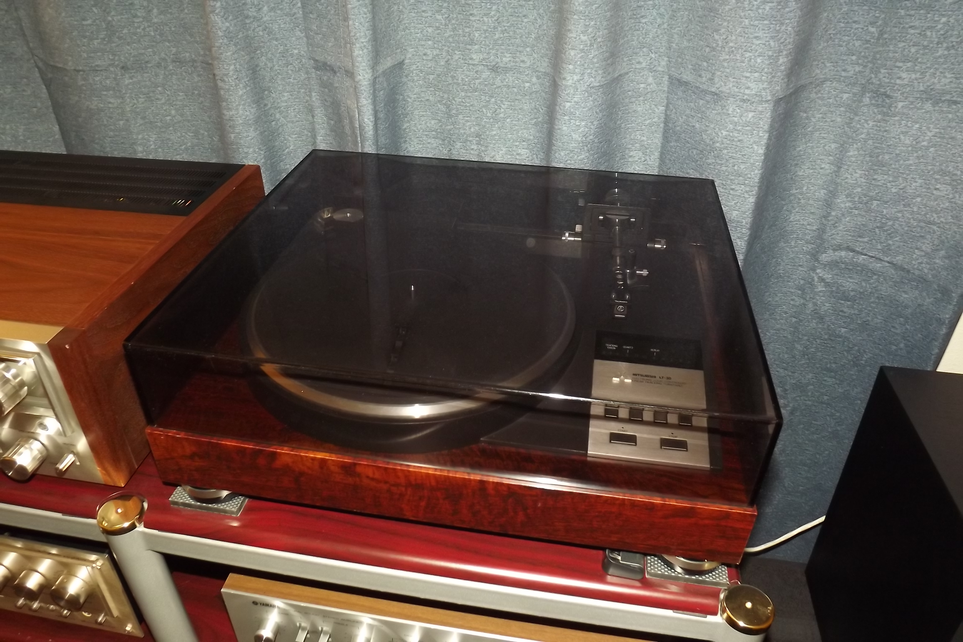 Sold Mitsubishi LT-30 Linear Tracking Turntable - Garage Sale - The 