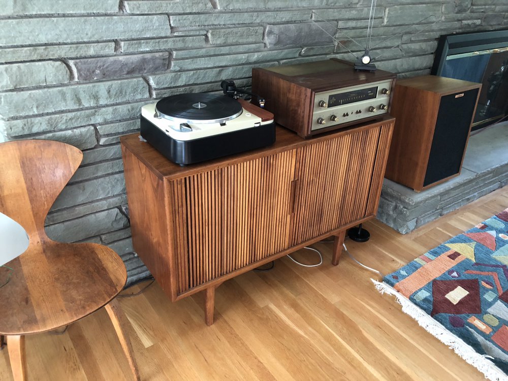 turntable living room setup